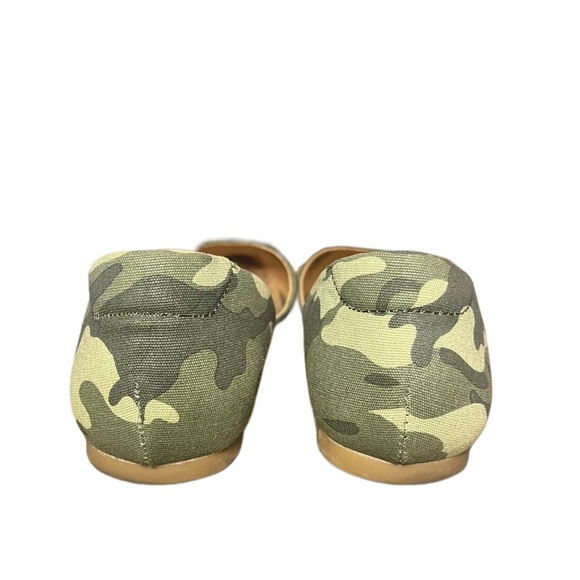 ❌SOLD❌ Old Navy - Camouflage D’Orsays - Picture 4 of 6